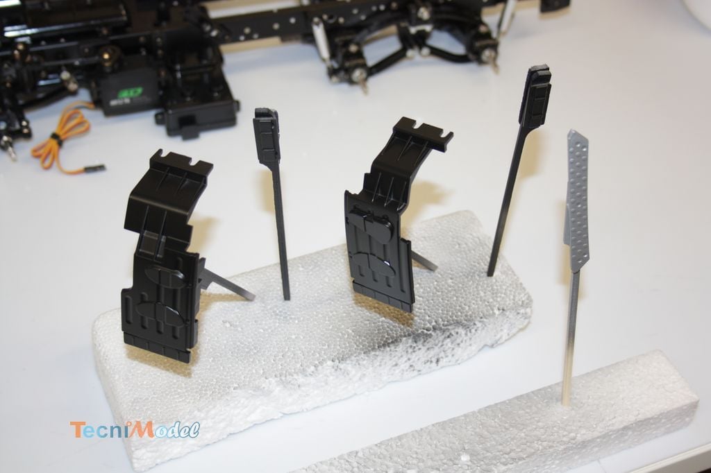Montage du Arocs 3348 Tamiya