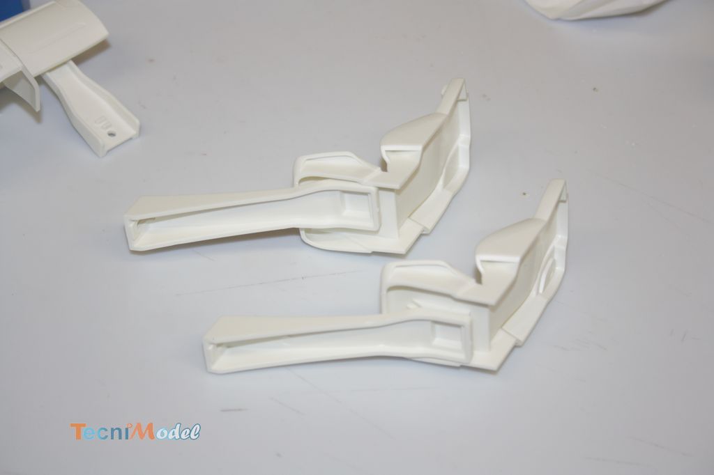 Montage du Arocs 3348 Tamiya