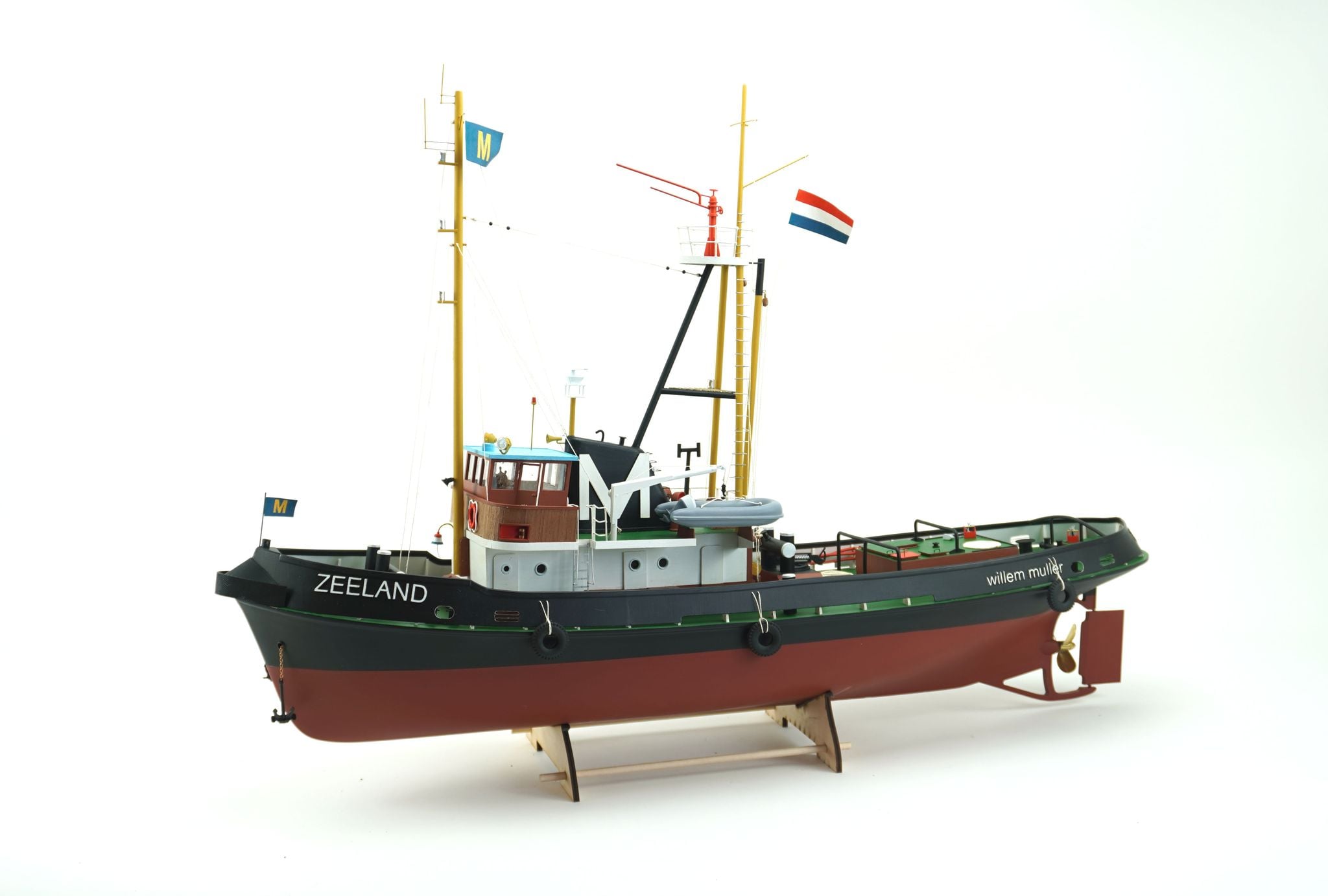 Remorqueur Zeeland 1/35 de Billing Boats | TecniModel