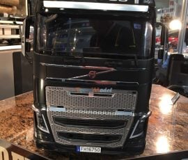 Camion Tamiya 56360 Volvo FH16 Globetrotter 750 6×4 Grumier 1/14