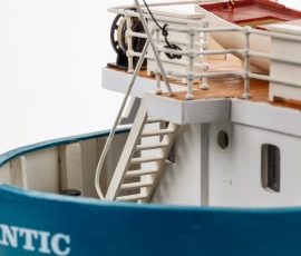 Cargo Mercantic à l'échelle 1/50 de Billing Boats