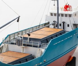 Cargo Mercantic à l'échelle 1/50 de Billing Boats