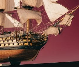 Maquette en bois du HMS Victory à l'échelle 1/87 - OCCRE 15008 Maquette en bois du HMS Victory à l'échelle 1/87 - OCCRE 15008